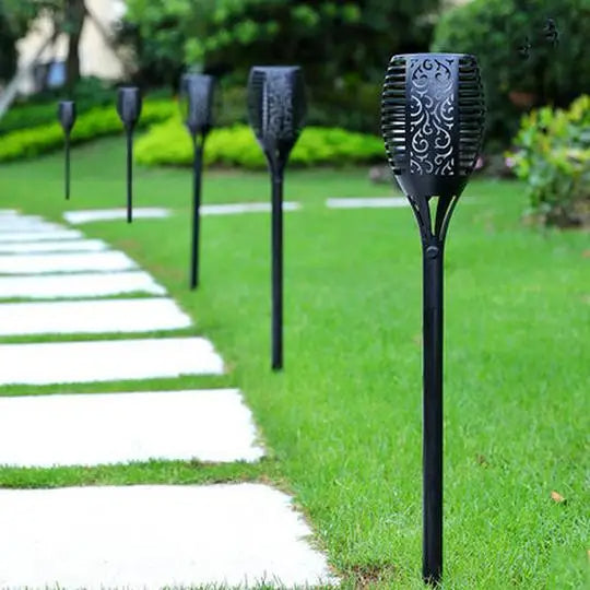 solar flame مصباح للحديقة