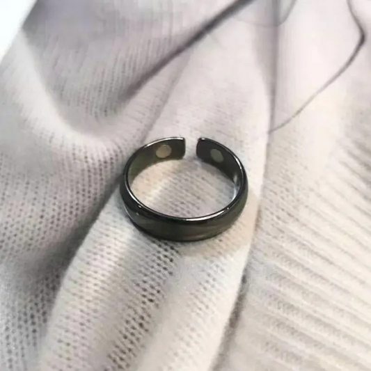 Magnetic Elegance Ring - خاتم الأناقة المغناطيسي