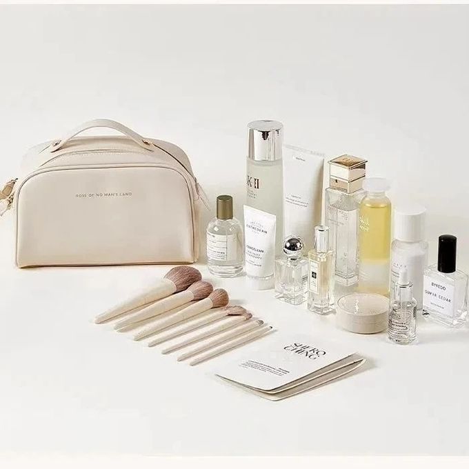 Sac de maquillage حقيبة مستحضرات التجميل
