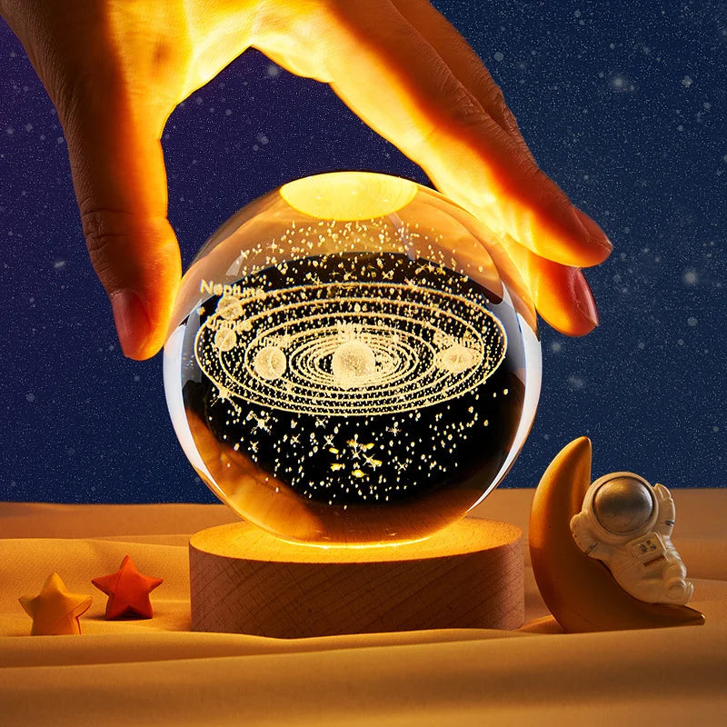 Boule de cristal  كرة ثلجية زجاجية،